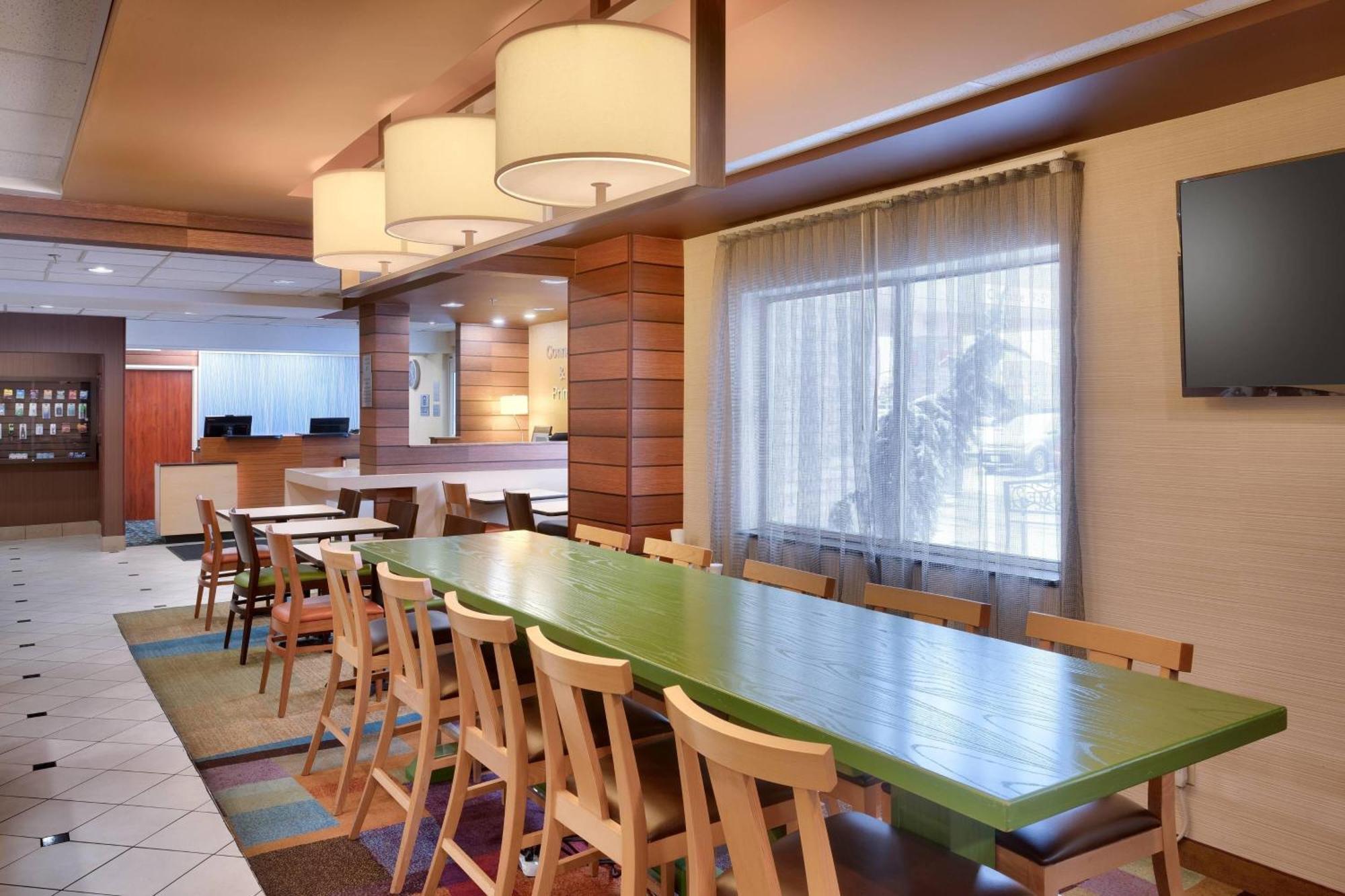 Fairfield Inn By Marriott Provo Exterior foto
